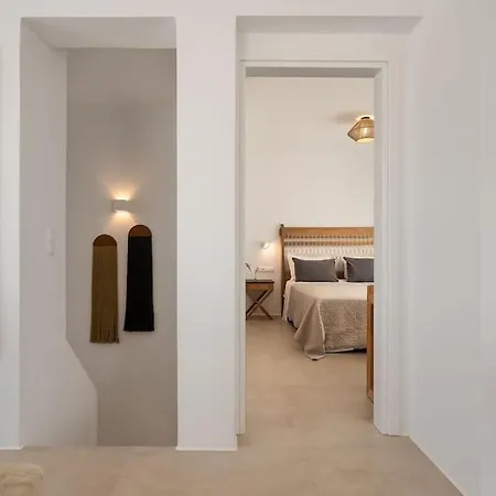 Dia, Villa *